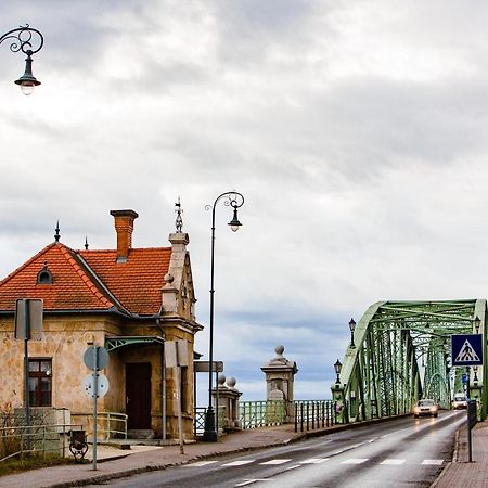 Bridge Apartment Esztergom Exterior photo