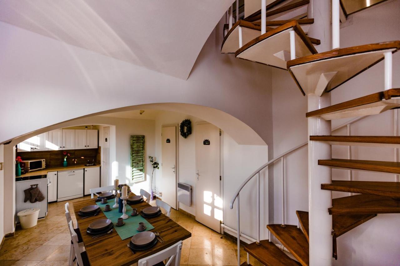 Bridge Apartment Esztergom Exterior photo
